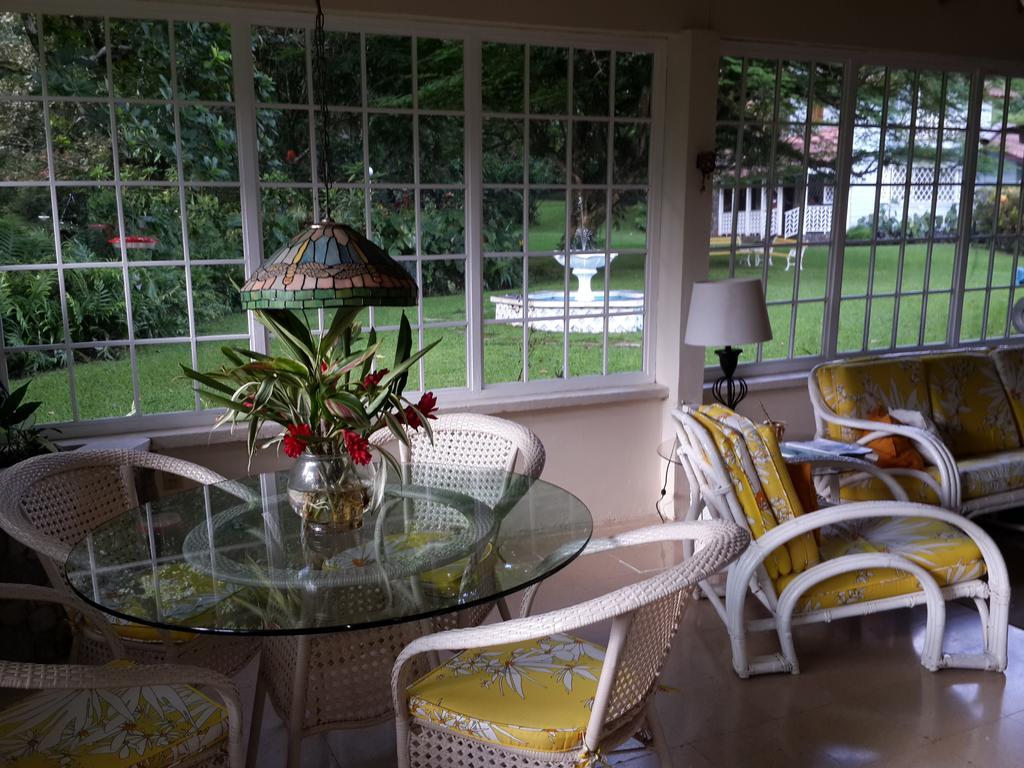 Park Eden Bed & Breakfast Los Llanitos Exterior foto